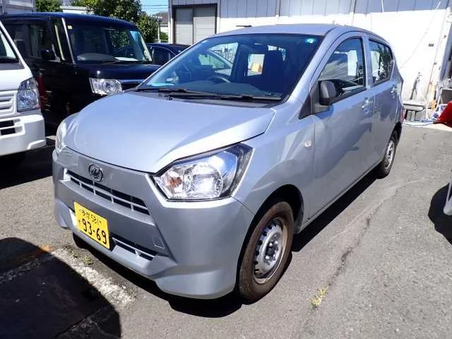 Daihatsu Mira e:S LA350S 2023